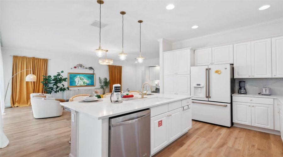 REUNION, Florida 34747, 5 Bedrooms Bedrooms, ,5 BathroomsBathrooms,Residential,For Sale,FAIRVIEW,0,MFRO6344228