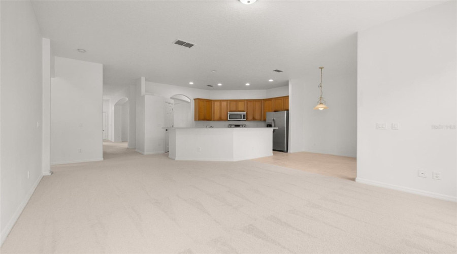 KISSIMMEE, Florida 34746, 4 Bedrooms Bedrooms, ,2 BathroomsBathrooms,Residential,For Sale,THE OAKS,0,MFRS5134772