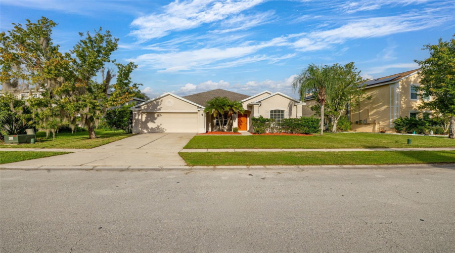 KISSIMMEE, Florida 34746, 4 Bedrooms Bedrooms, ,2 BathroomsBathrooms,Residential,For Sale,THE OAKS,0,MFRS5134772
