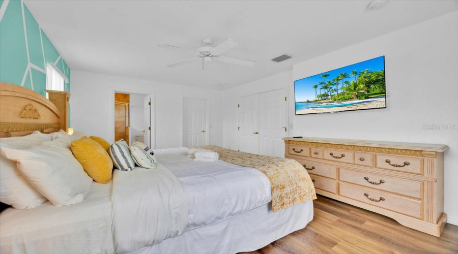 DAVENPORT, Florida 33897, 5 Bedrooms Bedrooms, ,4 BathroomsBathrooms,Residential,For Sale,PLUMOSO,0,MFRS5126911