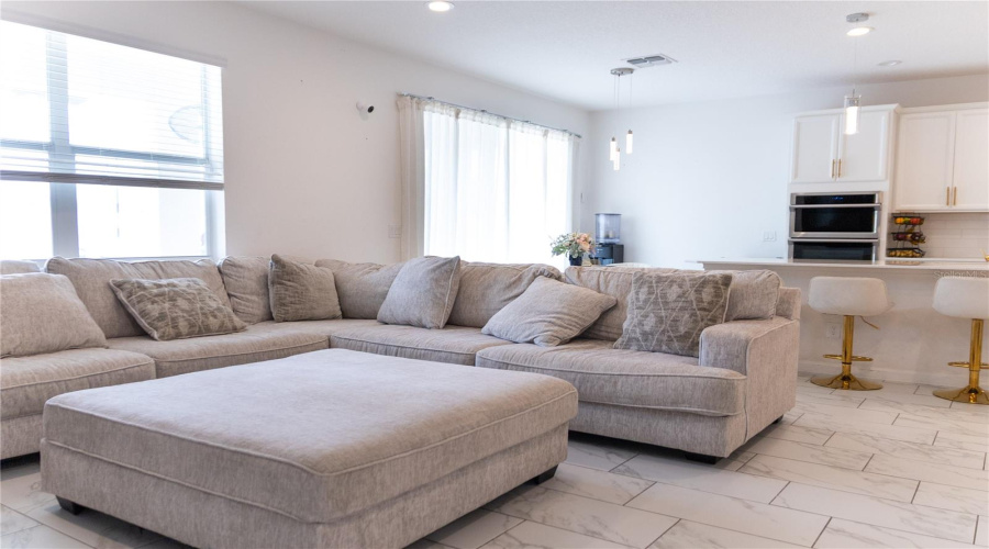 DAVENPORT, Florida 33837, 5 Bedrooms Bedrooms, ,4 BathroomsBathrooms,Residential,For Sale,ROSEDALE,0,MFRO6343943