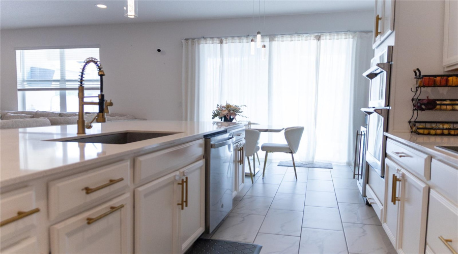 DAVENPORT, Florida 33837, 5 Bedrooms Bedrooms, ,4 BathroomsBathrooms,Residential,For Sale,ROSEDALE,0,MFRO6343943