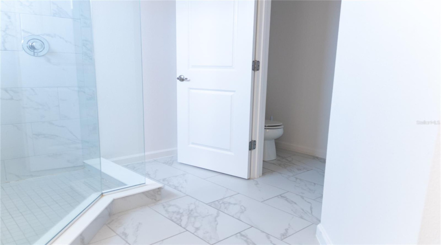DAVENPORT, Florida 33837, 5 Bedrooms Bedrooms, ,4 BathroomsBathrooms,Residential,For Sale,ROSEDALE,0,MFRO6343943