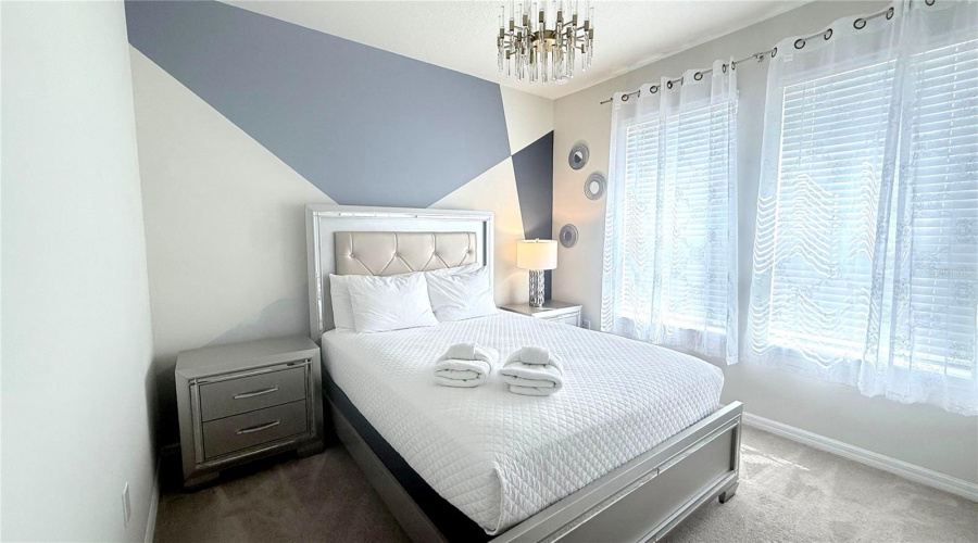 DAVENPORT, Florida 33897, 8 Bedrooms Bedrooms, ,6 BathroomsBathrooms,Residential,For Sale,MAHALO,0,MFRO6344898