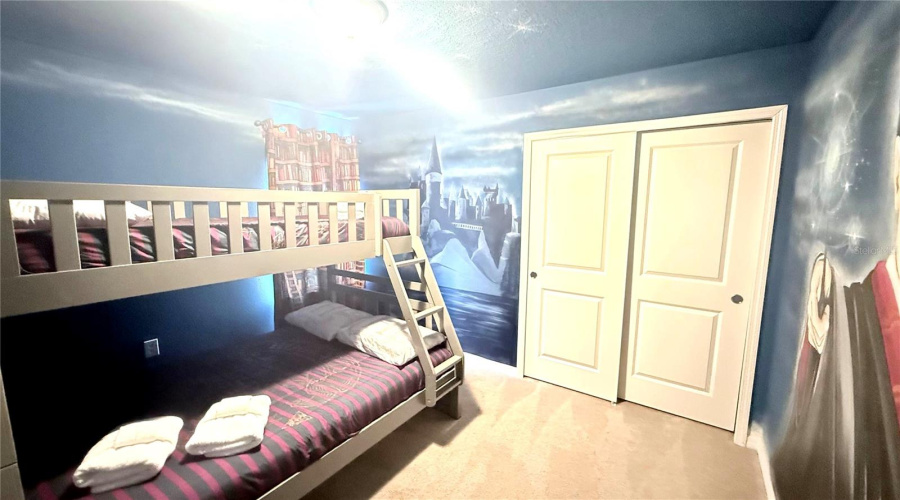 DAVENPORT, Florida 33897, 8 Bedrooms Bedrooms, ,6 BathroomsBathrooms,Residential,For Sale,MAHALO,0,MFRO6344898