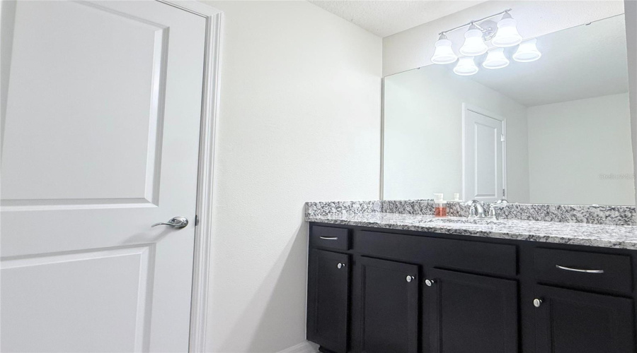 DAVENPORT, Florida 33897, 8 Bedrooms Bedrooms, ,6 BathroomsBathrooms,Residential,For Sale,MAHALO,0,MFRO6344898