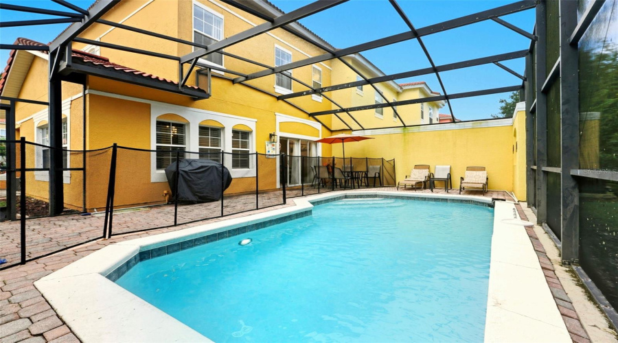 Lanai/Pool