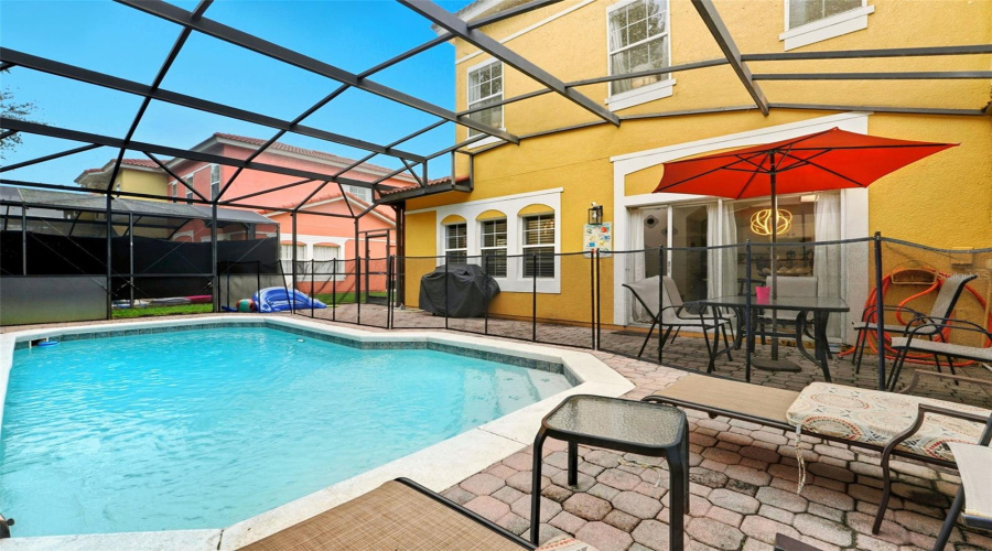 Lanai/Pool