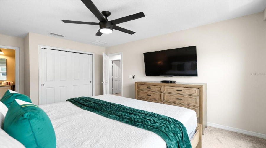 KISSIMMEE, Florida 34746, 4 Bedrooms Bedrooms, ,3 BathroomsBathrooms,Residential,For Sale,KILLARNEY,0,MFRO6337402