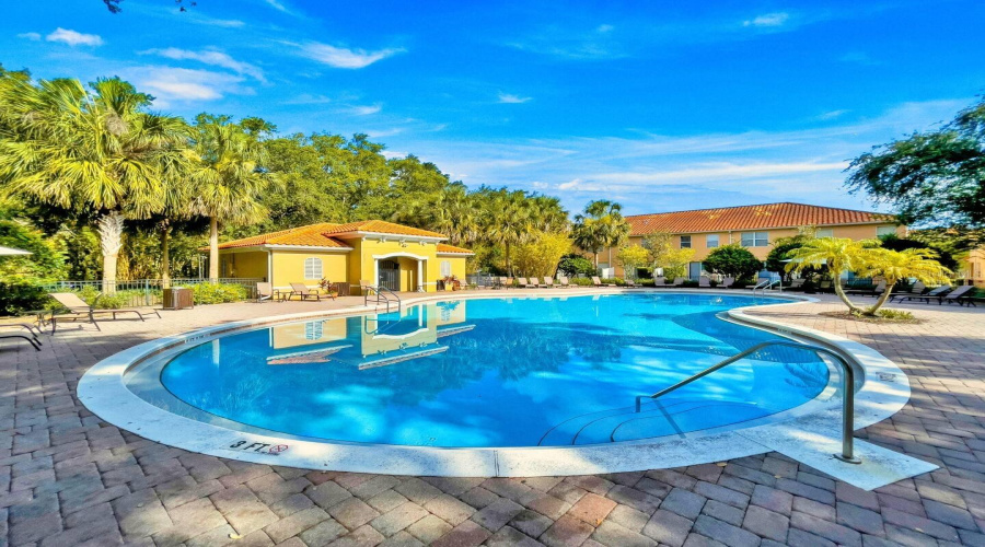 KISSIMMEE, Florida 34746, 4 Bedrooms Bedrooms, ,3 BathroomsBathrooms,Residential,For Sale,KILLARNEY,0,MFRO6337402