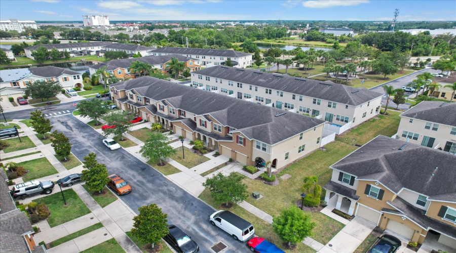 KISSIMMEE, Florida 34746, 4 Bedrooms Bedrooms, ,3 BathroomsBathrooms,Residential,For Sale,KILLARNEY,0,MFRO6337402