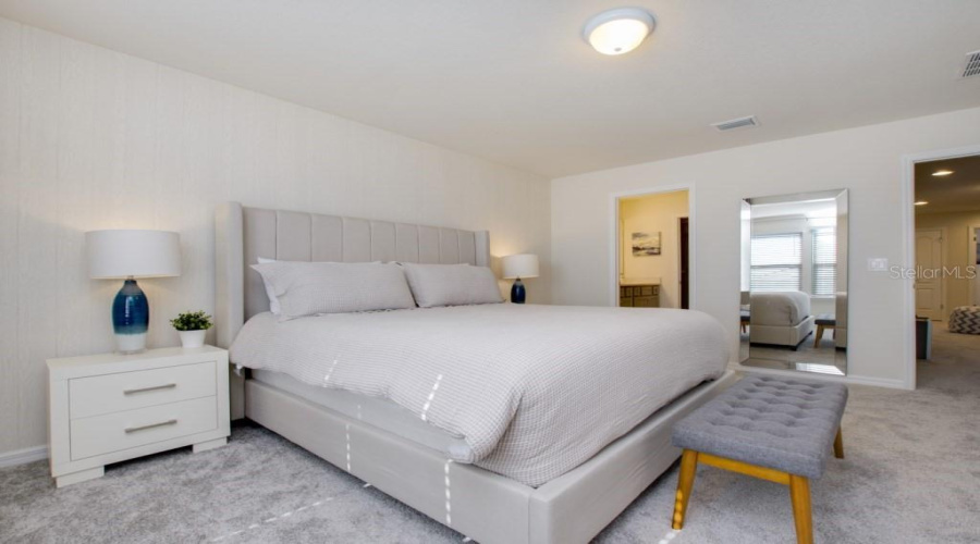 KISSIMMEE, Florida 34747, 5 Bedrooms Bedrooms, ,4 BathroomsBathrooms,Residential,For Sale,SYDNEY,0,MFRO6133760