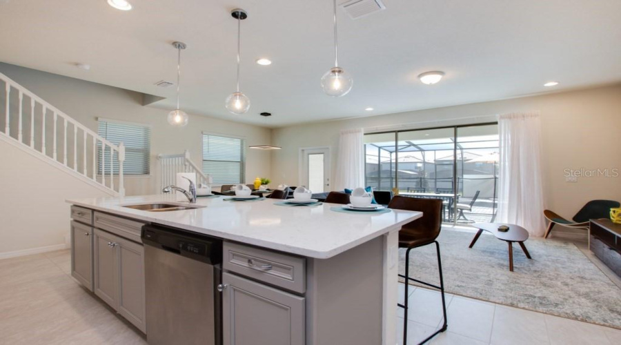 KISSIMMEE, Florida 34747, 5 Bedrooms Bedrooms, ,4 BathroomsBathrooms,Residential,For Sale,SYDNEY,0,MFRO6133760