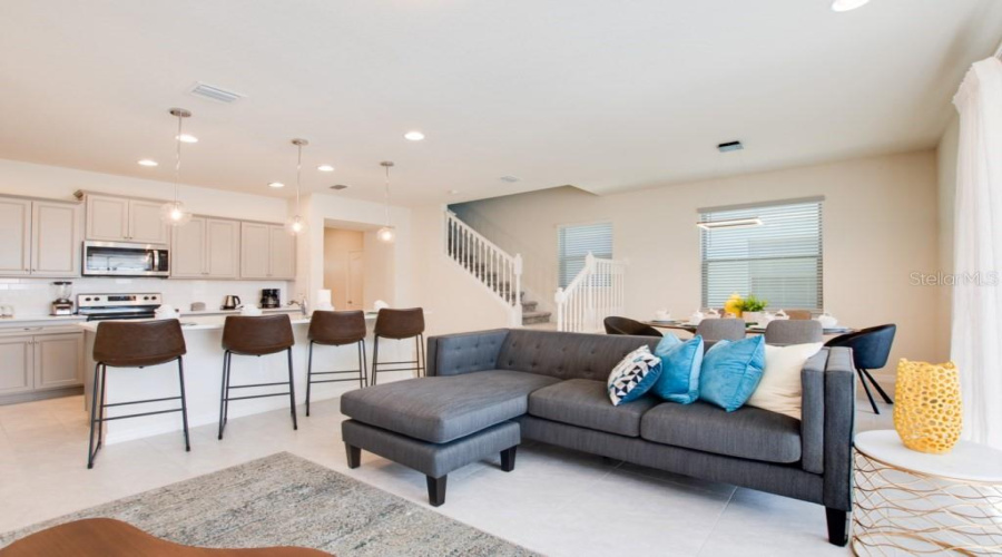 KISSIMMEE, Florida 34747, 5 Bedrooms Bedrooms, ,4 BathroomsBathrooms,Residential,For Sale,SYDNEY,0,MFRO6133760
