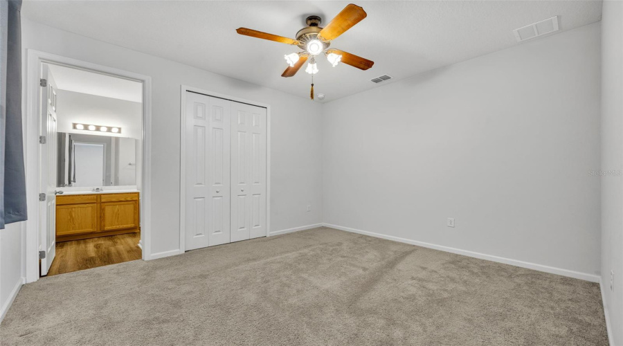 DAVENPORT, Florida 33837, 6 Bedrooms Bedrooms, ,3 BathroomsBathrooms,Residential,For Sale,MAGNOLIA,0,MFRO6342376