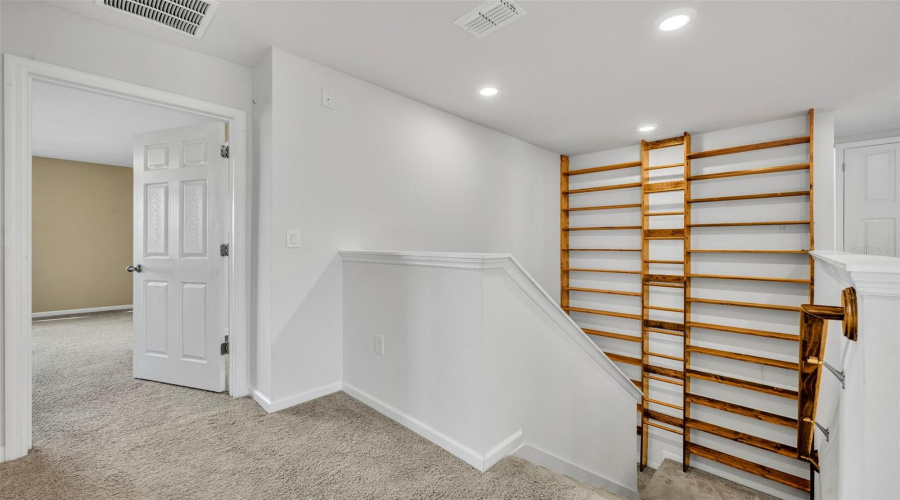 DAVENPORT, Florida 33837, 6 Bedrooms Bedrooms, ,3 BathroomsBathrooms,Residential,For Sale,MAGNOLIA,0,MFRO6342376