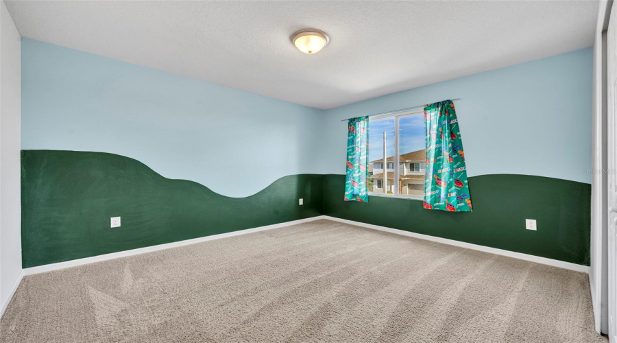 DAVENPORT, Florida 33837, 6 Bedrooms Bedrooms, ,3 BathroomsBathrooms,Residential,For Sale,MAGNOLIA,0,MFRO6342376