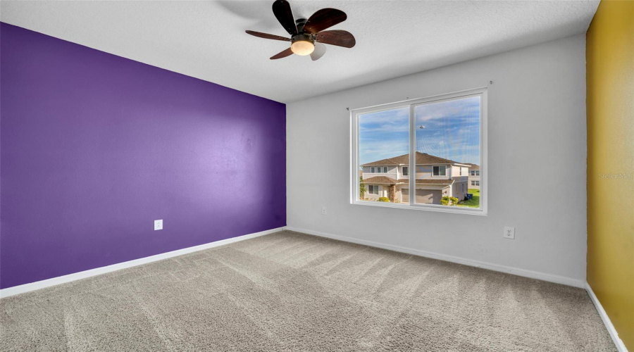 DAVENPORT, Florida 33837, 6 Bedrooms Bedrooms, ,3 BathroomsBathrooms,Residential,For Sale,MAGNOLIA,0,MFRO6342376