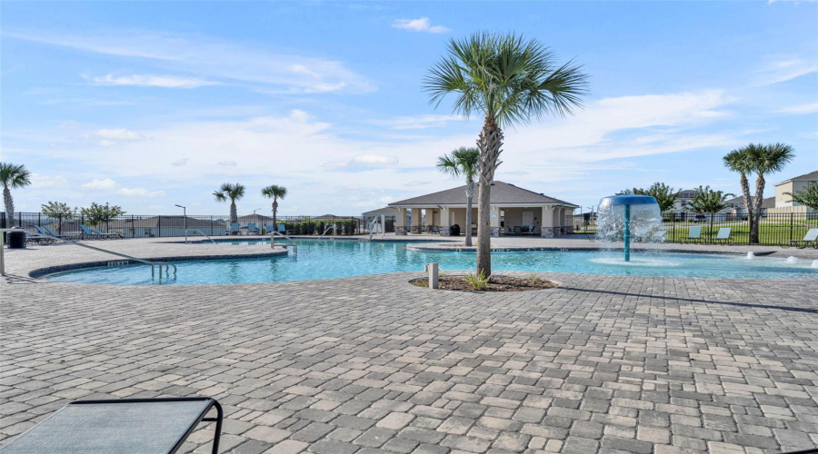 DAVENPORT, Florida 33837, 6 Bedrooms Bedrooms, ,3 BathroomsBathrooms,Residential,For Sale,MAGNOLIA,0,MFRO6342376