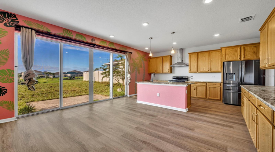 DAVENPORT, Florida 33837, 6 Bedrooms Bedrooms, ,3 BathroomsBathrooms,Residential,For Sale,MAGNOLIA,0,MFRO6342376