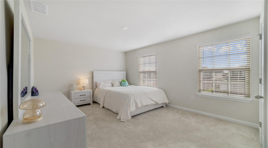 DAVENPORT, Florida 33837, 5 Bedrooms Bedrooms, ,3 BathroomsBathrooms,Residential,For Sale,OCEANIA,0,MFRO6343773