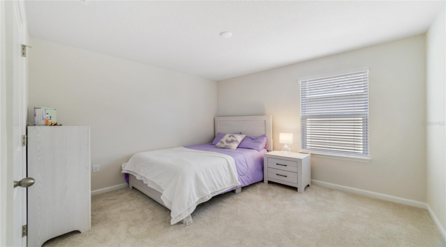DAVENPORT, Florida 33837, 5 Bedrooms Bedrooms, ,3 BathroomsBathrooms,Residential,For Sale,OCEANIA,0,MFRO6343773