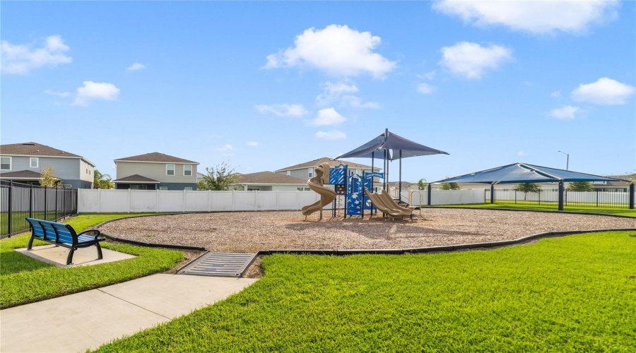 DAVENPORT, Florida 33837, 5 Bedrooms Bedrooms, ,3 BathroomsBathrooms,Residential,For Sale,OCEANIA,0,MFRO6343773