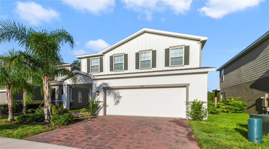 DAVENPORT, Florida 33837, 5 Bedrooms Bedrooms, ,3 BathroomsBathrooms,Residential,For Sale,OCEANIA,0,MFRO6343773