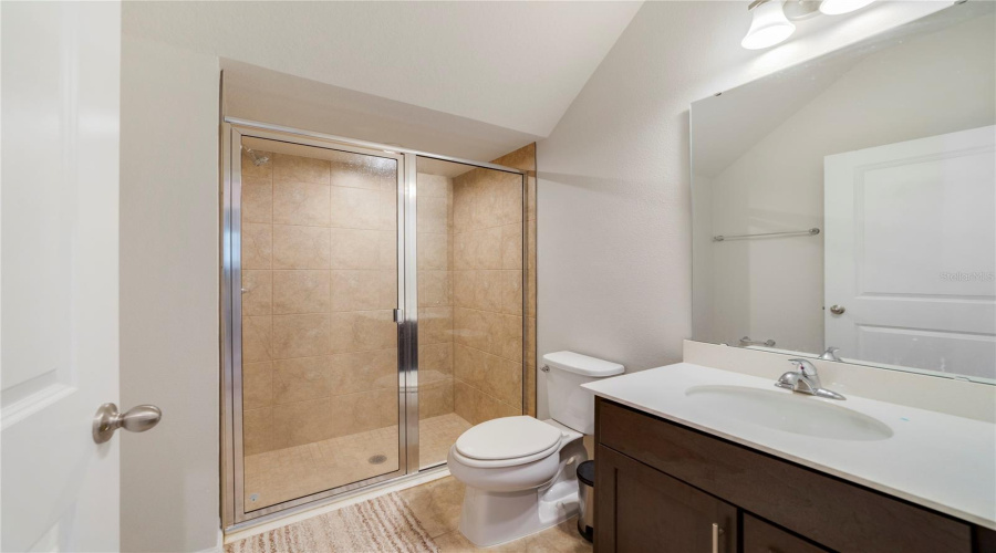 DAVENPORT, Florida 33837, 5 Bedrooms Bedrooms, ,3 BathroomsBathrooms,Residential,For Sale,OCEANIA,0,MFRO6343773