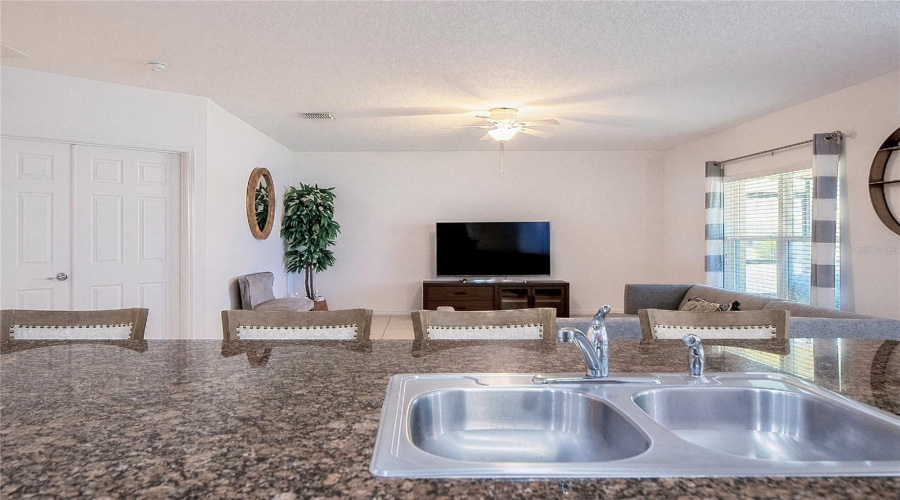 KISSIMMEE, Florida 34746, 4 Bedrooms Bedrooms, ,2 BathroomsBathrooms,Residential,For Sale,CARRICK BEND,0,MFRS5122341