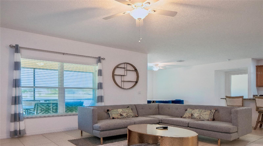 KISSIMMEE, Florida 34746, 4 Bedrooms Bedrooms, ,2 BathroomsBathrooms,Residential,For Sale,CARRICK BEND,0,MFRS5122341