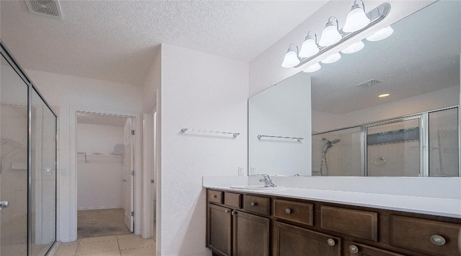 KISSIMMEE, Florida 34746, 4 Bedrooms Bedrooms, ,2 BathroomsBathrooms,Residential,For Sale,CARRICK BEND,0,MFRS5122341