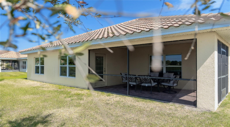 KISSIMMEE, Florida 34746, 4 Bedrooms Bedrooms, ,2 BathroomsBathrooms,Residential,For Sale,CARRICK BEND,0,MFRS5122341