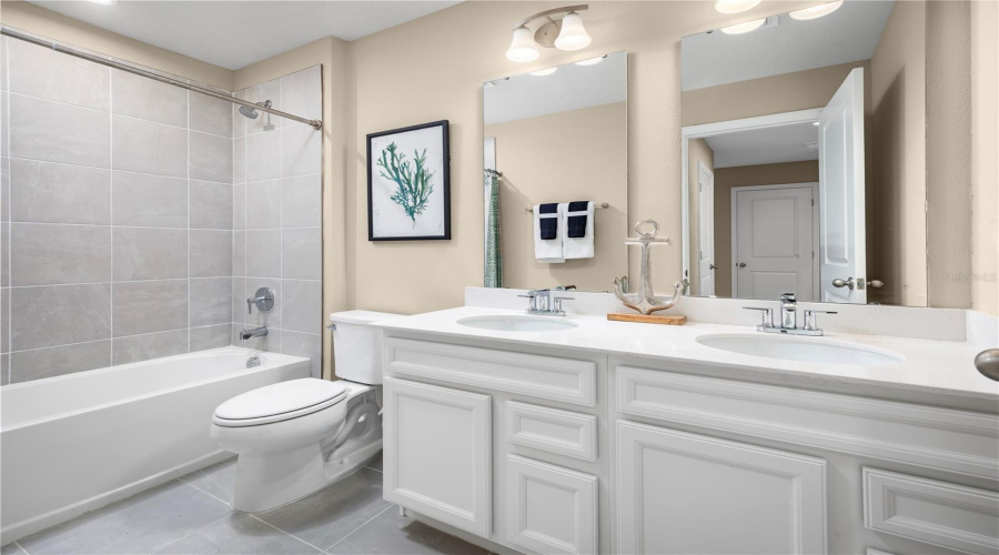 DAVENPORT, Florida 33837, 3 Bedrooms Bedrooms, ,2 BathroomsBathrooms,Residential,For Sale,PINEYWOOD FIELD,0,MFRW7879046