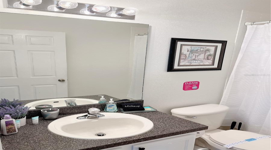 DAVENPORT, Florida 33837, 3 Bedrooms Bedrooms, ,2 BathroomsBathrooms,Residential,For Sale,MADINA,0,MFRO6283969