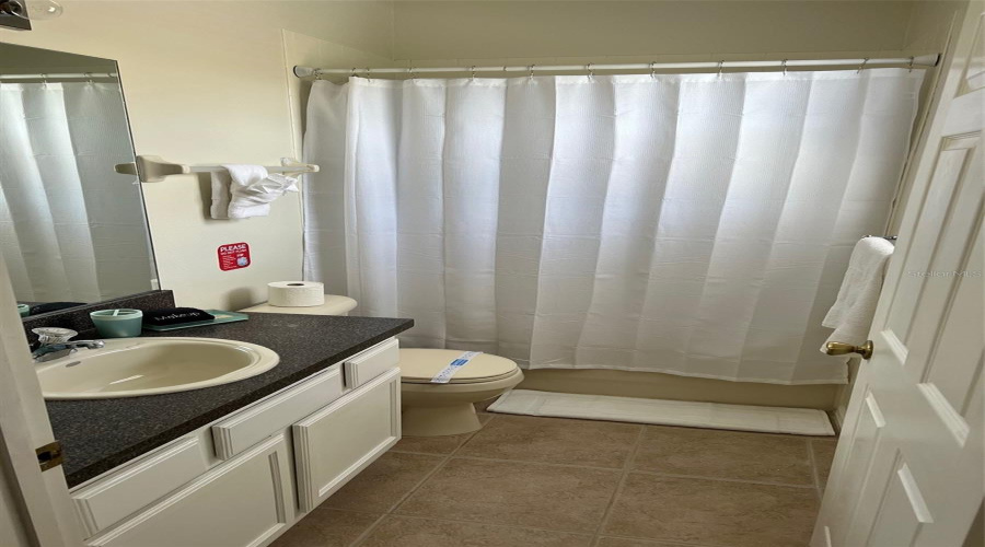 DAVENPORT, Florida 33837, 3 Bedrooms Bedrooms, ,2 BathroomsBathrooms,Residential,For Sale,MADINA,0,MFRO6283969