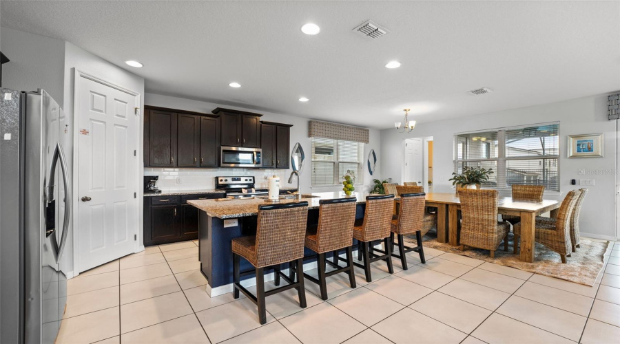 KISSIMMEE, Florida 34747, 4 Bedrooms Bedrooms, ,3 BathroomsBathrooms,Residential,For Sale,SAWYER PALM,0,MFRO6282397
