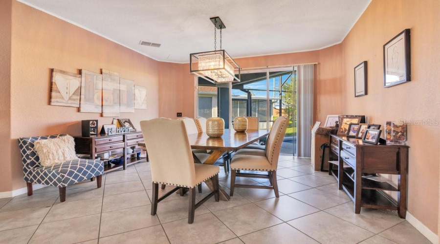 DAVENPORT, Florida 33897, 5 Bedrooms Bedrooms, ,3 BathroomsBathrooms,Residential,For Sale,CORVINA,0,MFRL4955913