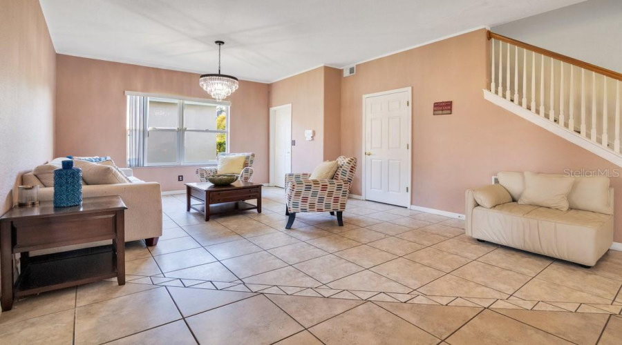 DAVENPORT, Florida 33897, 5 Bedrooms Bedrooms, ,3 BathroomsBathrooms,Residential,For Sale,CORVINA,0,MFRL4955913