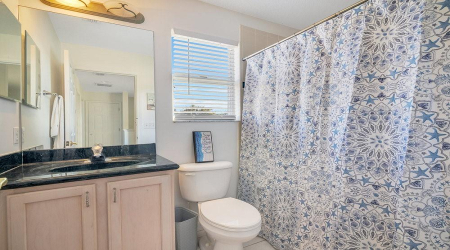 DAVENPORT, Florida 33897, 5 Bedrooms Bedrooms, ,3 BathroomsBathrooms,Residential,For Sale,CORVINA,0,MFRL4955913