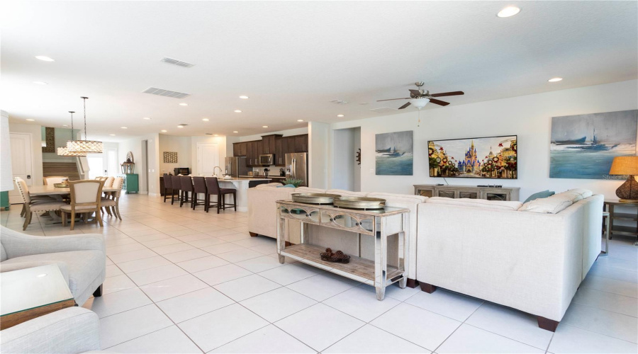 KISSIMMEE, Florida 34747, 9 Bedrooms Bedrooms, ,8 BathroomsBathrooms,Residential,For Sale,FALLS,0,MFRO6345126