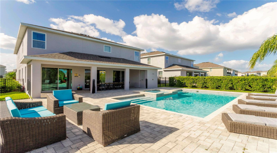 KISSIMMEE, Florida 34747, 9 Bedrooms Bedrooms, ,8 BathroomsBathrooms,Residential,For Sale,FALLS,0,MFRO6345126