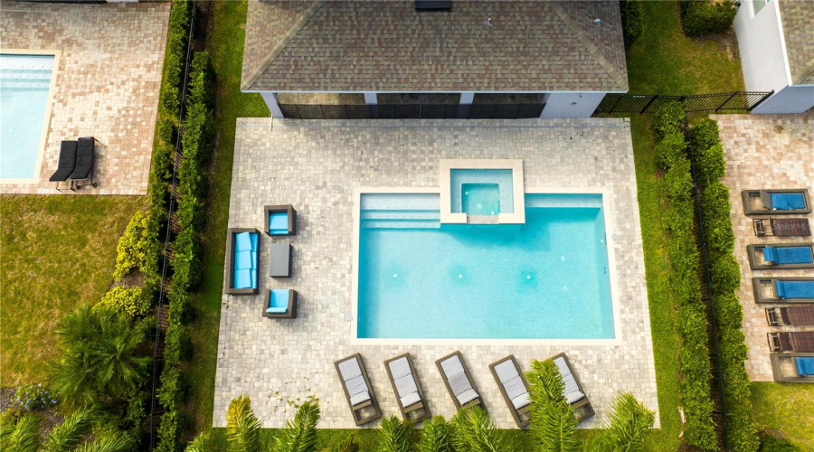 KISSIMMEE, Florida 34747, 9 Bedrooms Bedrooms, ,8 BathroomsBathrooms,Residential,For Sale,FALLS,0,MFRO6345126