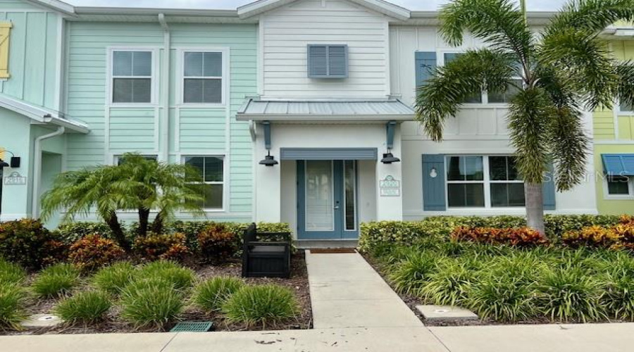 KISSIMMEE, Florida 34747, 3 Bedrooms Bedrooms, ,3 BathroomsBathrooms,Residential,For Sale,ON THE ROCKS,0,MFRO6344726