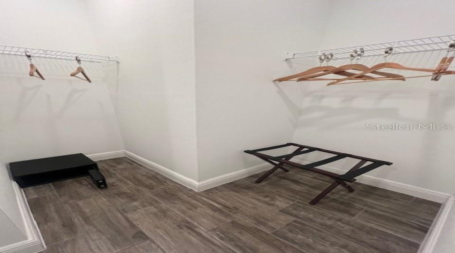 KISSIMMEE, Florida 34747, 3 Bedrooms Bedrooms, ,3 BathroomsBathrooms,Residential,For Sale,ON THE ROCKS,0,MFRO6344726
