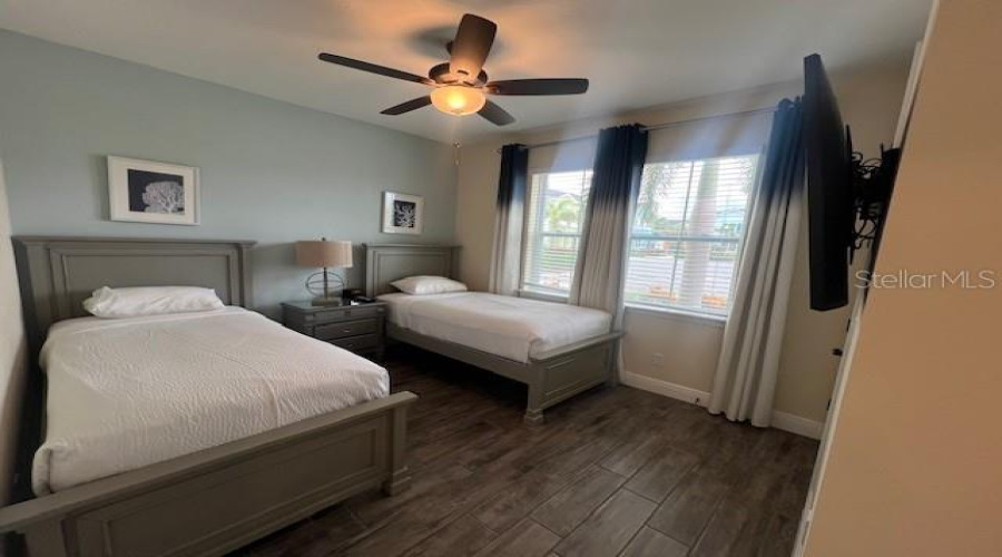 KISSIMMEE, Florida 34747, 3 Bedrooms Bedrooms, ,3 BathroomsBathrooms,Residential,For Sale,ON THE ROCKS,0,MFRO6344726