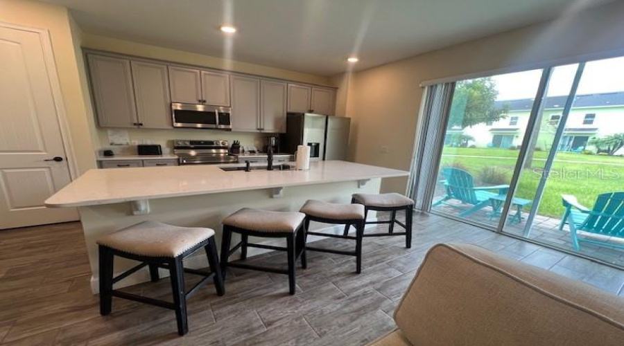 KISSIMMEE, Florida 34747, 3 Bedrooms Bedrooms, ,3 BathroomsBathrooms,Residential,For Sale,ON THE ROCKS,0,MFRO6344726