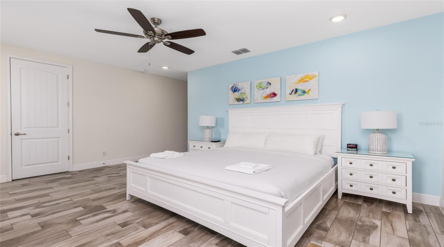 KISSIMMEE, Florida 34747, 4 Bedrooms Bedrooms, ,3 BathroomsBathrooms,Residential,For Sale,CASTAWAY,0,MFRO6341920