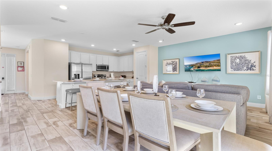 KISSIMMEE, Florida 34747, 4 Bedrooms Bedrooms, ,3 BathroomsBathrooms,Residential,For Sale,CASTAWAY,0,MFRO6341920