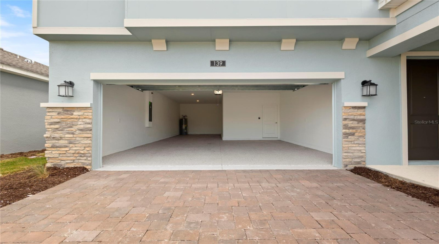 DAVENPORT, Florida 33896, 5 Bedrooms Bedrooms, ,3 BathroomsBathrooms,Residential,For Sale,ACES HIGH,0,MFRO6345369